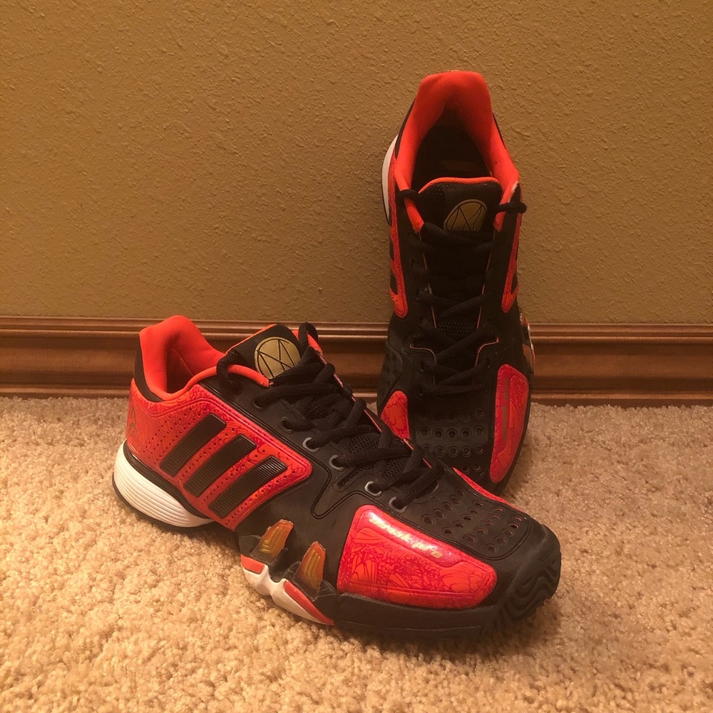 Adidas Tennis Shoes